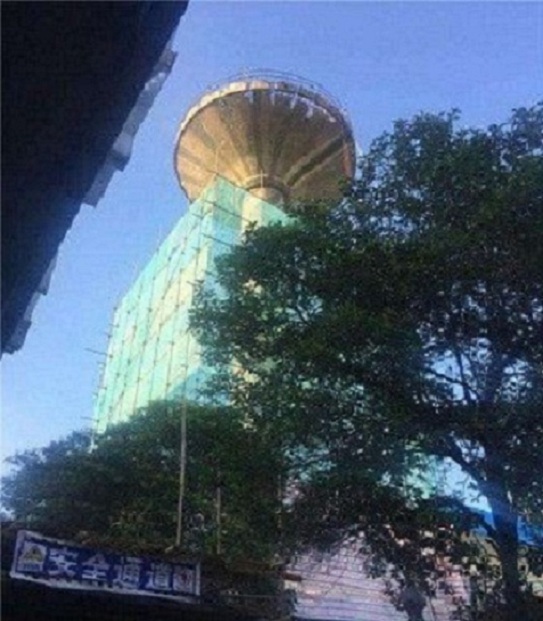 水塔拆除新选择：寻找安全可靠的拆除公司